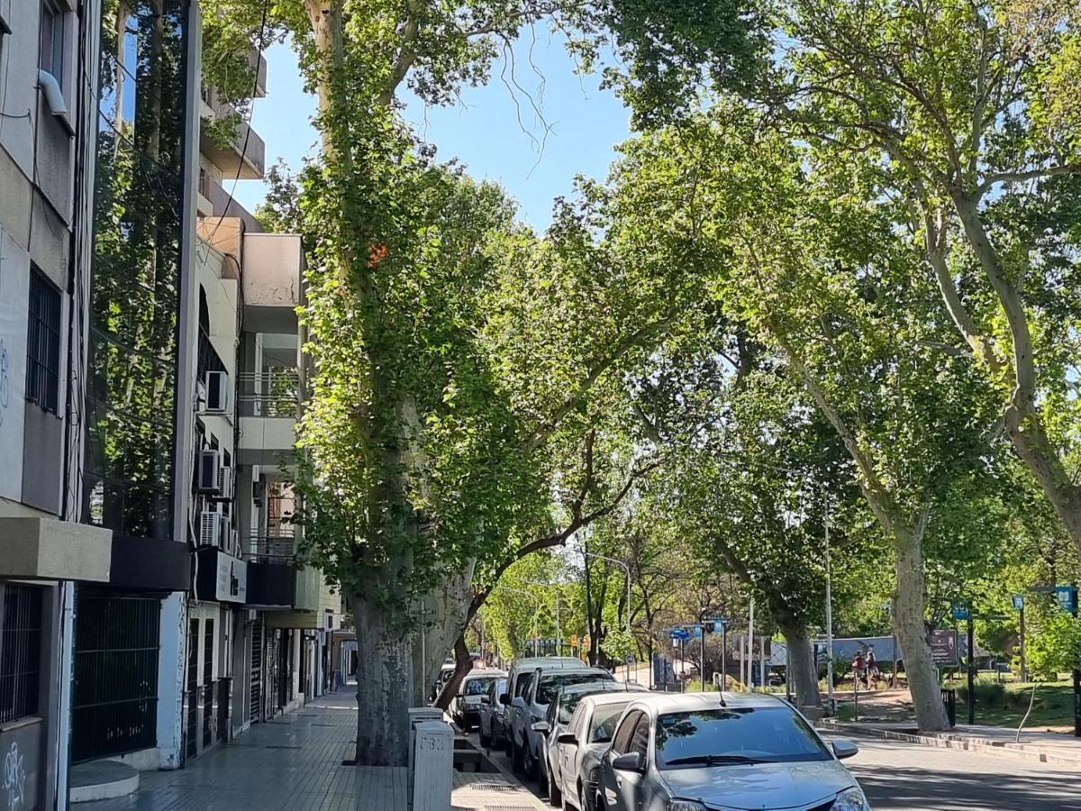 Centrico Parque Civico Apartment Mendoza Luaran gambar